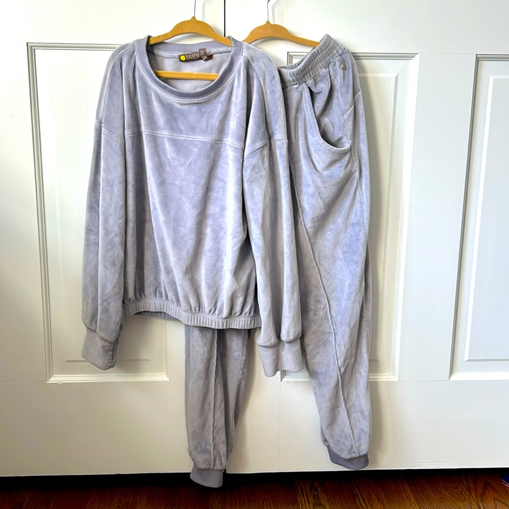 Zella Girls Size 7/8 Sweatsuit